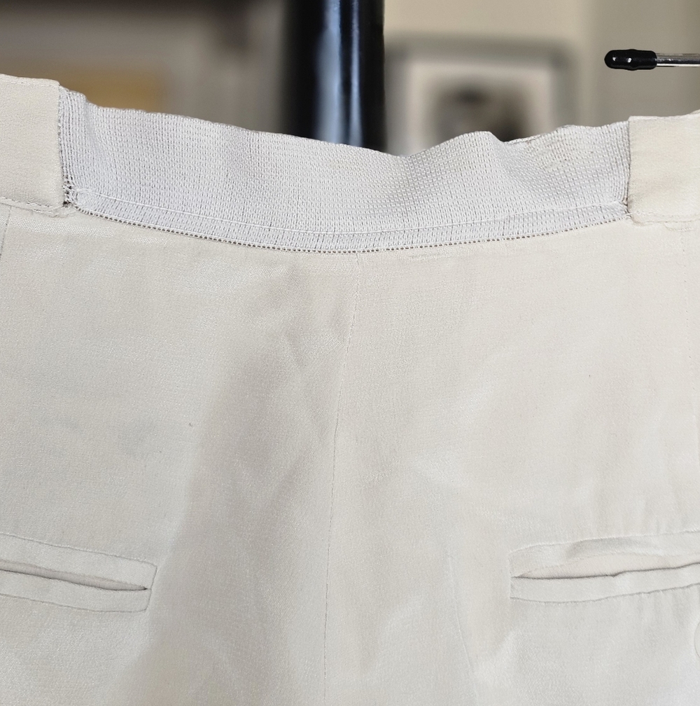 Reformation VTG Ivory Silk High-Waist Trouser Shorts - Picture 8 of 9